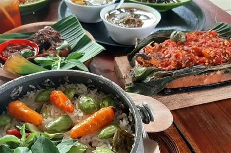 Ini Jam Buka Dan Daftar Harga 10 Rumah Makan Terkenal Dan Enak Di