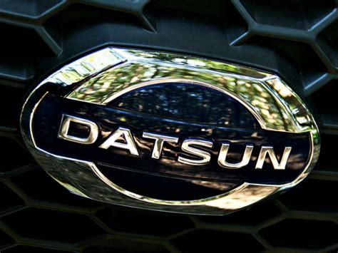 Datsun Logo