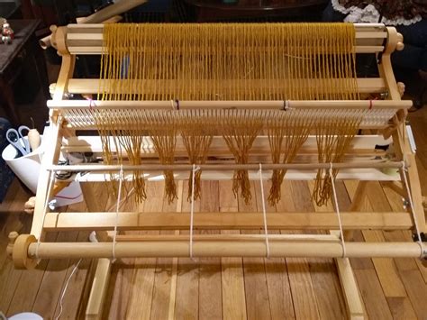 Learning To Weave On A Rigid Heddle Loom A Simple Tip When Warping A