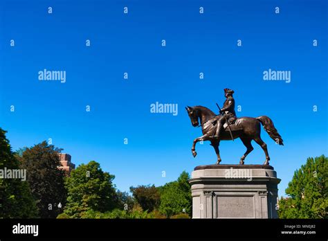 Boston Massachusetts Usa September 12 2016 Boston Public Gardens