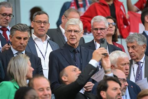 FIFA Arsène Wenger va piloter un groupe de travail sur la santé mentale