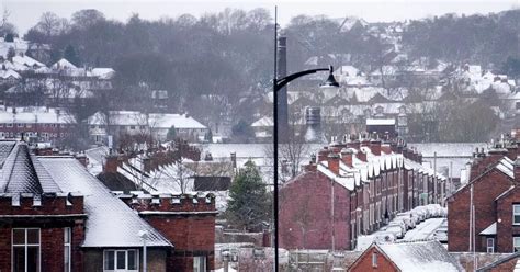 Exact Date Snow Will Hit As 411 Mile Storm To Batter England Stoke On