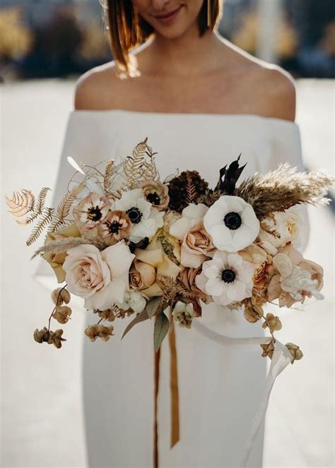 The Hottest Wedding Trend 46 Dried Flower Ideas Weddingomania