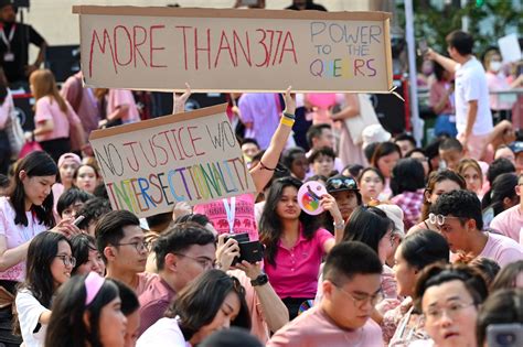 Lgbtq Singaporeans Welcome Sex Law Repeal Decry Marriage Exclusion