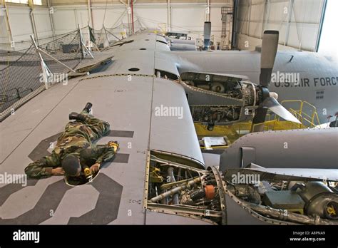 Military Aircraft Maintenance Stock Photo 3968424 Alamy