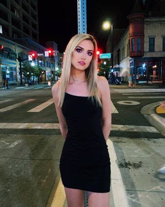 Seainelove Sophiesommers Sunseaine Nude Leaks Onlyfans Leaked