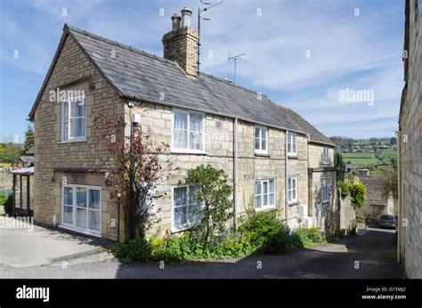 Old Stone Cottages Hi Res Stock Photography And Images Alamy