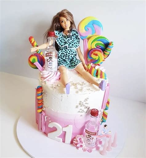 Barbie Party Cakes Are The Hot New Way to Celebrate Turning Another ...