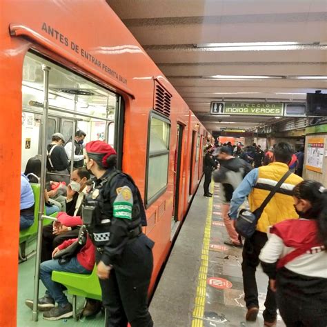 Metrocdmx On Twitter Adry Buen D A Elementos De Seguridad