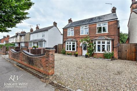 Ipswich Road Colchester Co4 4 Bedroom Detached House For Sale