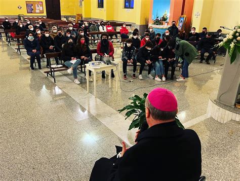 Il Vescovo Incontra I Giovani Finalmente In Presenza Diocesi Di Patti