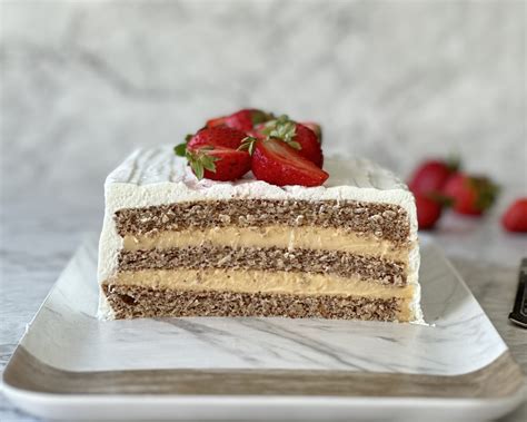 Nougatina Almond Cream Cake Cuisinovia