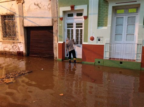 Fotos Veja Imagens Dos Transtornos Causados Pela Chuva No Rs Fotos