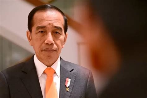 Jokowi Besok Bakal Reshuffle Kabinet Indonesia Maju Metropolitan