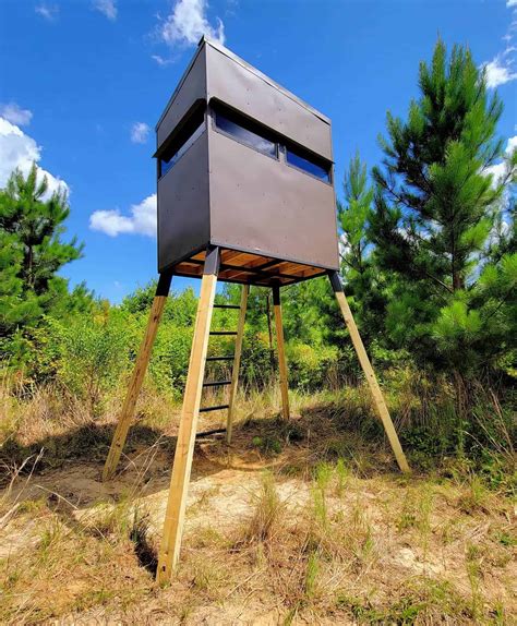 Deer Hunting - Broomsedge Rod & Gun