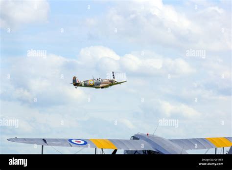 Spitfire Mk Vb BM597 At Flying Legends RAF Duxford Stock Photo Alamy