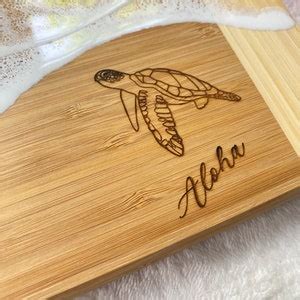 HONU HAU OLI Ocean Board Maui Made 11x8 Turtle Charcuterie Board Hawaii