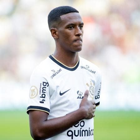 Ex Corinthians Robert Renan é convocado para a seleção brasileira