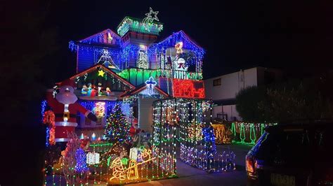 25 Best Christmas Lights Melbourne • TOT: HOT OR NOT