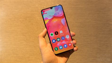 Samsung Galaxy A50 Vs Galaxy A70 Whats The Difference Noypigeeks