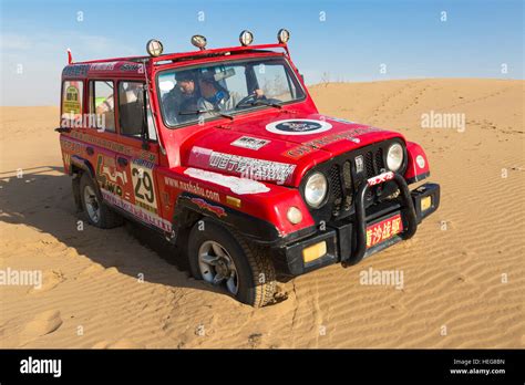 Four Wheel Drive Tour In The Desert At Sand Lake Shizuishan Ningxia