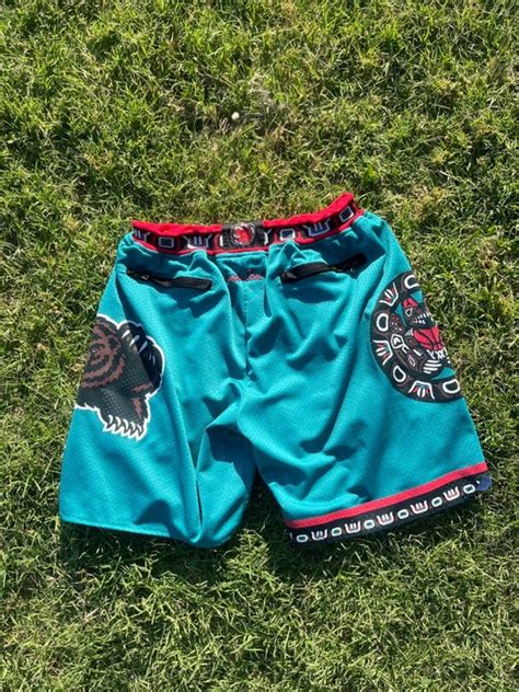 Vintage 1990s Memphis Grizzlies Just Don Throwback Shorts Medium Grailed