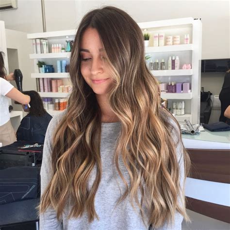 Le Balayage Blond La Tendance La Plus Populaire De L T Coiffures