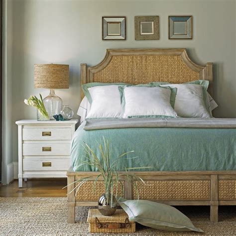 Coastal Bedroom Design Photo By Wayfair Remodel Bedroom Bedroom