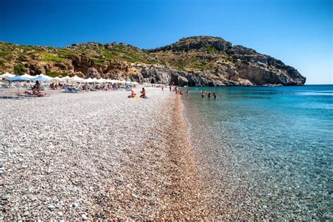 Playa De Guijarros De Traganou En La Isla De Rodas Grecia Foto Premium