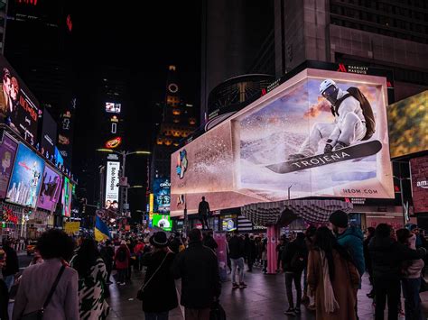 Times Square 3D Billboards 2023 How They Work And 11 3D Ad Examples