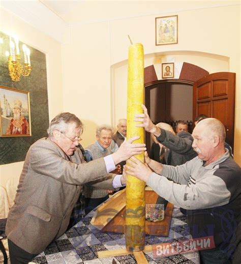 Создать мем "восковые свечи, свечи сретенские, длинные свечи ...