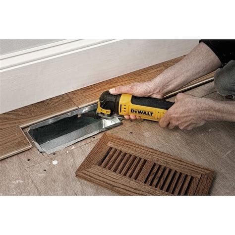 Oscillating Multi Tool Kit Dewalt