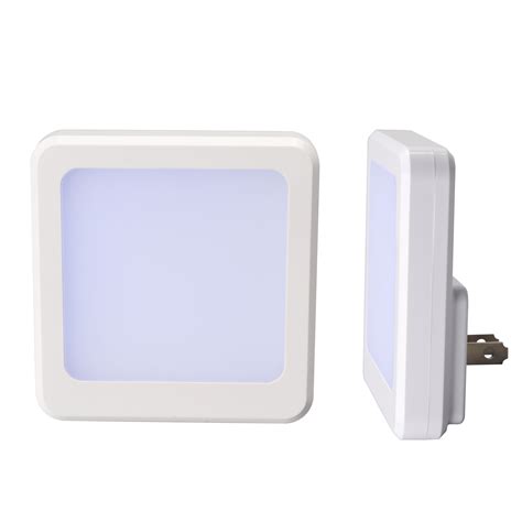 China Top Grade Dusk-to-Dawn Night Light and Wall Plug Light Sensor Manufacturer and Supplier ...