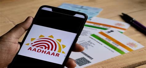 Blue Aadhaar Card क्या होता है ब्लू आधार कार्ड जानिए कार्ड बनवाने की