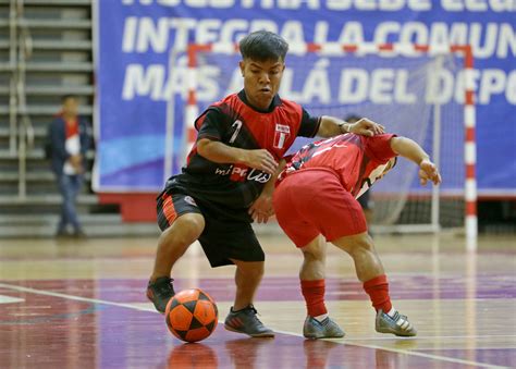 Selecci N Peruana De Talla Baja Entrena Con Miras Al Mundial De Argentina