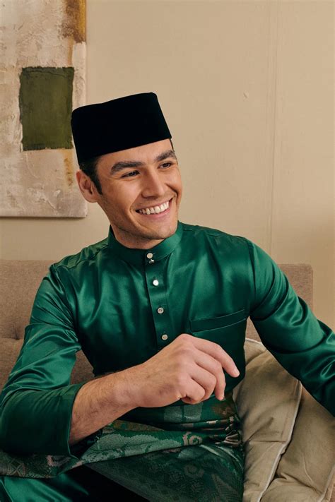 SIPO 2024 EID BAJU MELAYU MODEN IN EMERALD GREEN Buy Baju Melayu