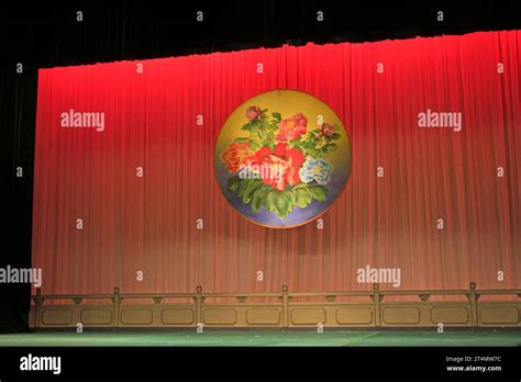 Stage Scenery Props Hi Res Stock Photography And Images Alamy
