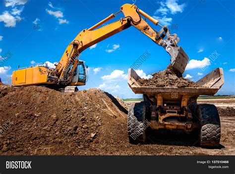 Excavator Loading Image And Photo Free Trial Bigstock