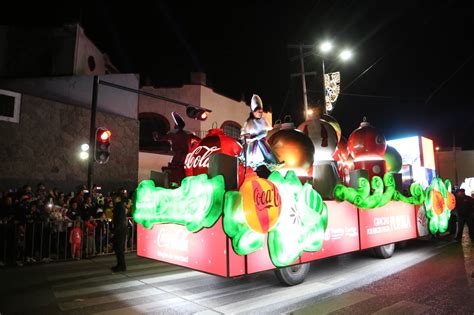 Regresa A Puebla La Caravana Navide A Coca Cola Megal Polis