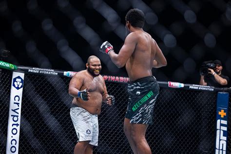 Kennedy Nzechukwu Def Chris Barnett At UFC 308 Best Photos From Abu