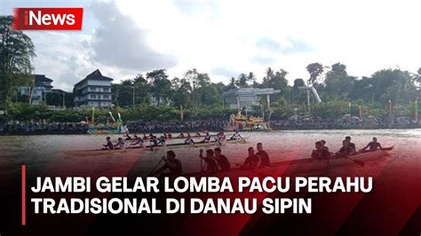 Semarak Hut Ke Ri Lomba Pacu Perahu Tradisional Di Wisata Danau