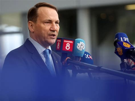 Radosław Sikorski chwali Trumpa za działania w NATO