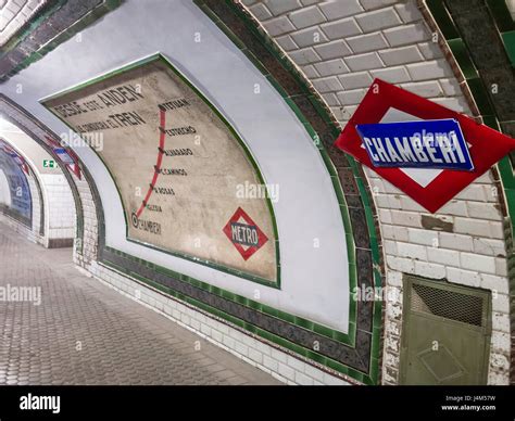 Andén En El Museo De La Antigua Estación De Metro De Chamberí En La