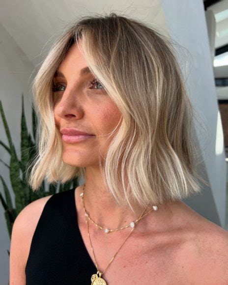 25 Adorable Teddy Bear Blonde Bob Hairstyles Effortless Beachy Blonde Bob