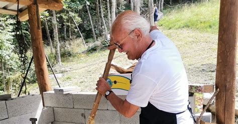 Esce Di Strada E Vola Nella Scarpata Un Ferito Ricoverato A Cona