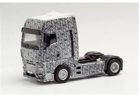 Herpa MAN TGX XLX Euro 6c LKW Transporter Hängerzug mit 3 getarnten MAN