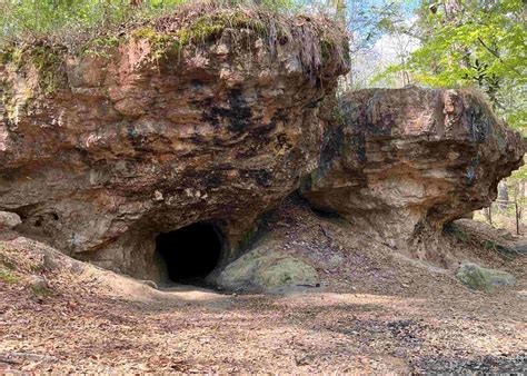 Hidden Rock Houses In Louisiana's Kisatchie Hills | TouristSecrets