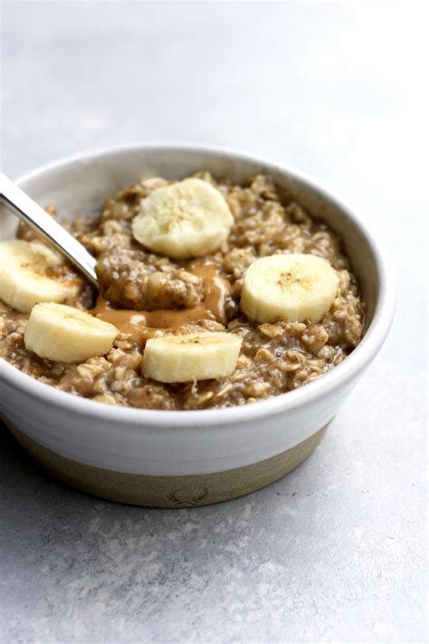 cinnamon banana oatmeal | cait's plate