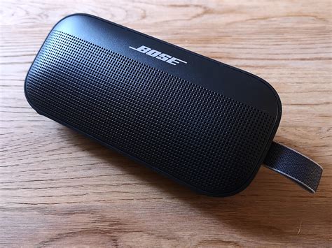 Bose Soundlink Flex Review Versatile Bluetooth Travel Speaker Packs A