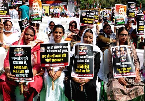 All India Mahila Congress Workers Hold Placards Staging A Protest